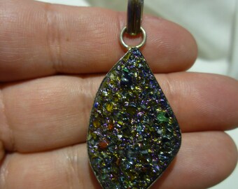 C95 Vintage Stainless Steel Rock Pendant.