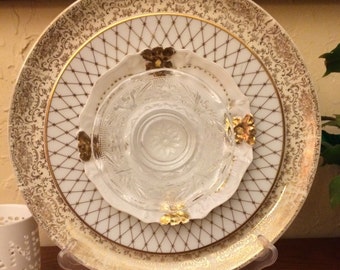 Glass Plate Flower 'Tea Party'