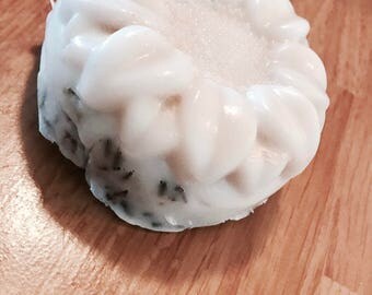Lavender Flower Soap Bar with Loofah