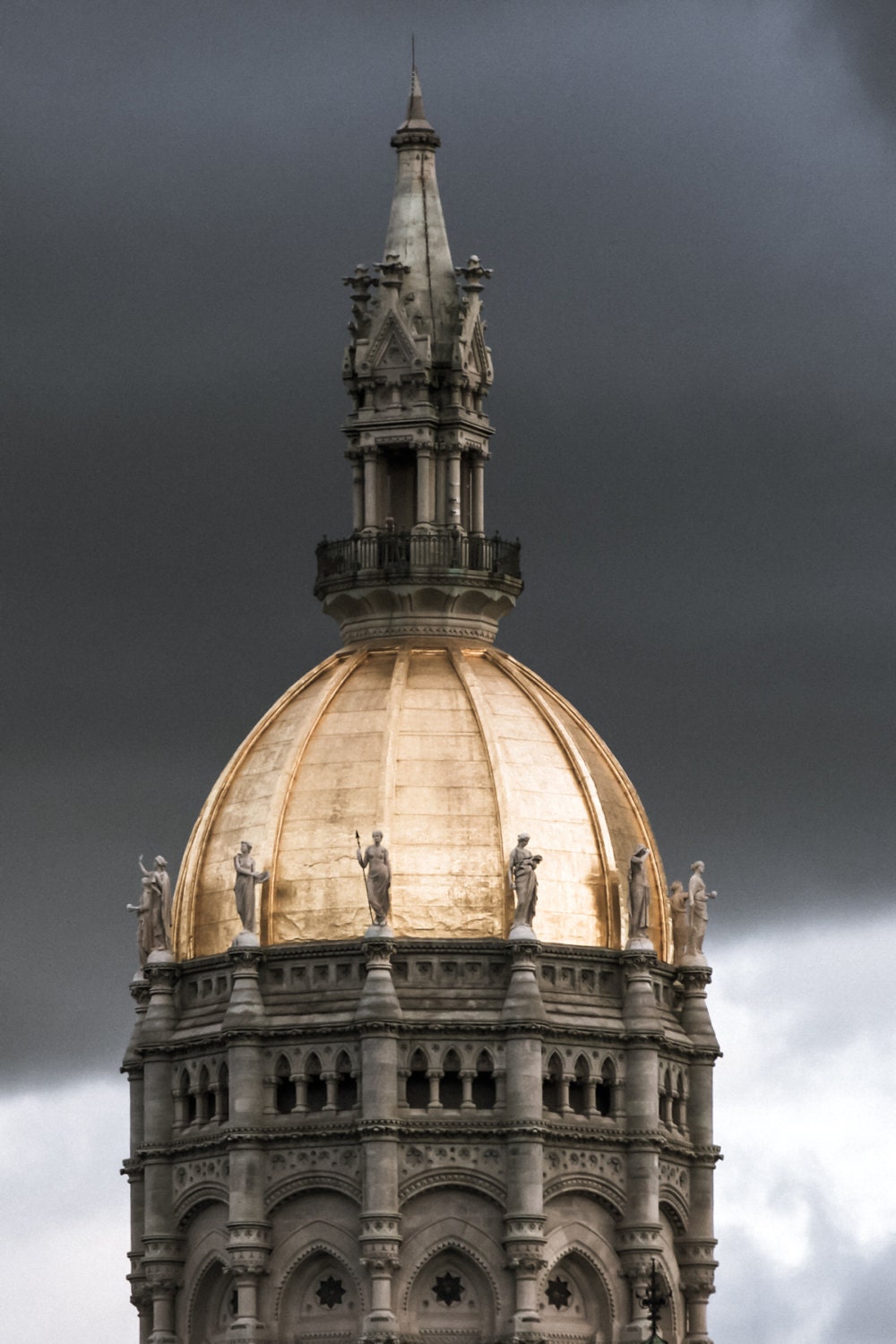 Photograph of CT State Capitol Building Hartford 2016