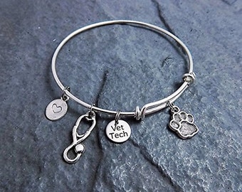 Vet Tech Jewelry - Charm Bracelet - Expandable Bangle - Vet Tech Gift - Paw Print Charm - Stethoscope - Veterinary Technician - Vet Tech