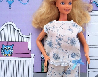 Barbie clothes, Pyjamas- summer- top and pants- Standard Barbie fitting- Delft blue ribbon and lace.