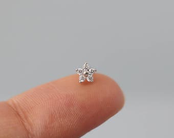 Flower tragus earring, cartilage earring, helix piercing, tiny flower helix earring, 18g cartilage piercing, 16g flower helix tragus labret