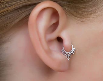 Silver ear tragus. tragus earring. tiny hoop earrings. daith piercing. helix earring