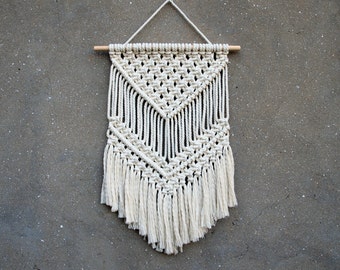 Macrame wall hanging Medium size wall decor Woven wall hanging Weaving fiber art Retro interior decor Handmade home decor Eco-friendly gift