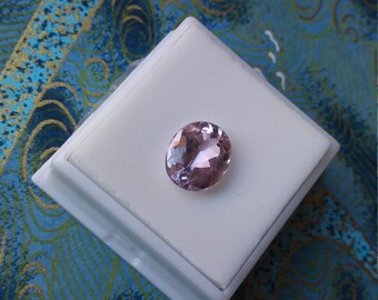 Loose Approximately 4.70ct 12x10mm Oval Kunzite