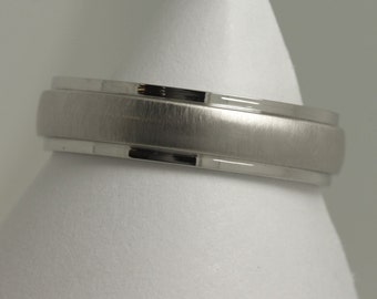 Platinum 5mm mens satin finish diamond cut wedding ring / mens 5mm band/diamond cut band /5mm platinum ring/ mens ring / wedding band /