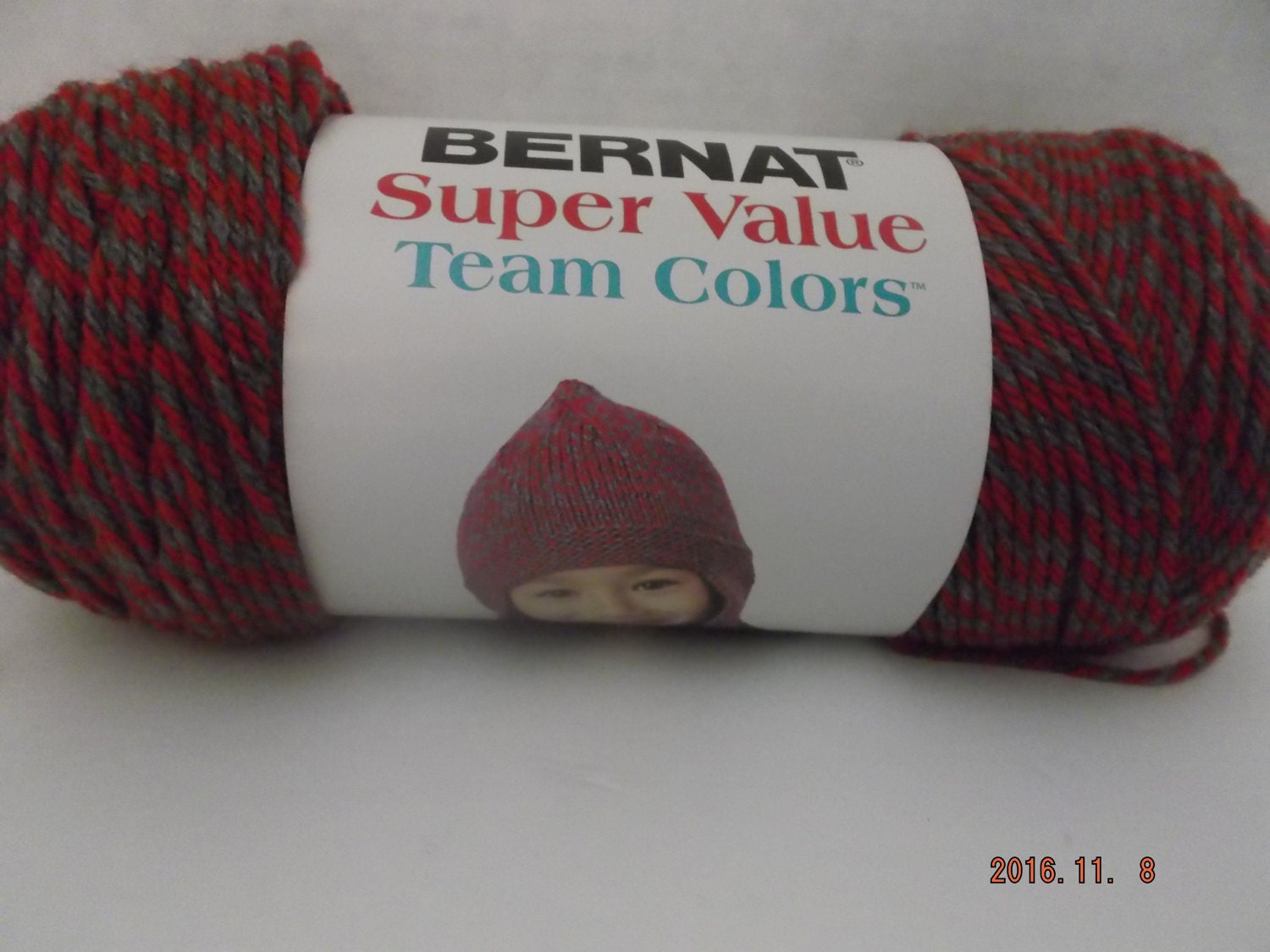 bernat-super-value-yarn-colour-74011-garnet-grey-team