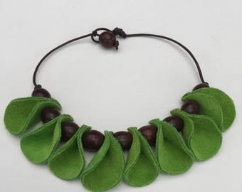 Handmade leather and beads necklace all natural, great gift