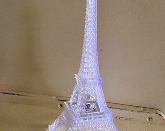 1 Eiffel Tower Plastic Clear Light Up LED Wedding Night Light Cake Topper Centerpiece