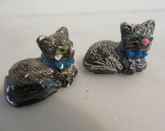 Vintage Cast Metal Little Kittys (2)