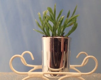 Modern Dollhouse Furniture Plant, 1/18 Lundby dolls house scale. Potted Flower in Silver Planter. Classy dollhouse furniture!