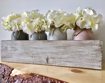 Painted Mason Jar Decor, Floral Centrepiece, Mason Jar Centerpiece, Mason Jars, Rustic Decor, Mason Jar Decor, Table Decor, Pallet Wood