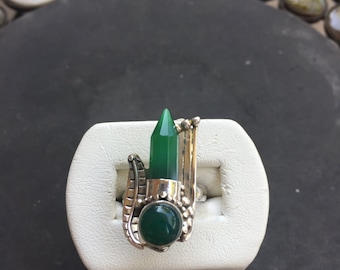Silver and green onyx ring