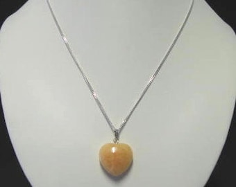 Yellow aventurine heart-shaped pendant