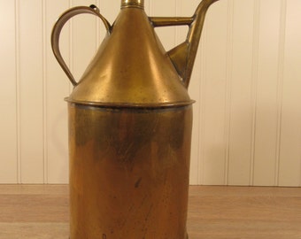 Reduced...Old brass oiler with handle and spout- beautiful, some wear, top handle and spout, beautiful, solid, no holes