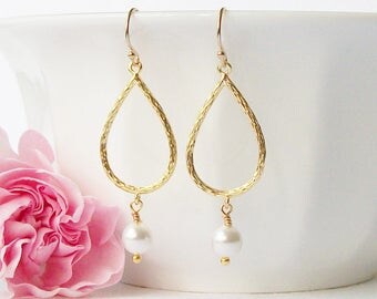 White Pearl Dangle Earrings, Bridesmaid Jewelry, Pearl Dangle Drop Earrings