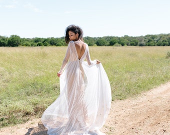 Moss Dress // long sleeved lace wedding dress