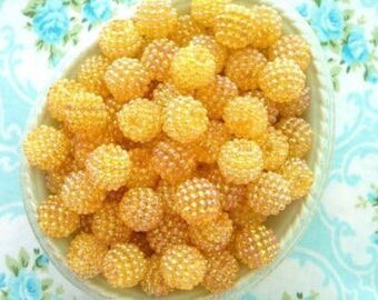 Berry Beads - Lemon Drop Yellow - 15mm - Set of 20