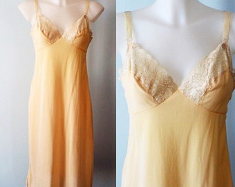 Vintage Slip, 1960s Slip, Peach Blush Slip, Full Slip, Vintage Full Slip, Slips, Peach Slip, Blush Slip