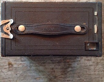 Vintage Kodak Brownie No 2A Camera USA