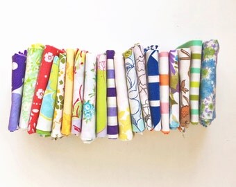Vintage Sheet Fat Quarter Bundle - Surprise Grab Bag - Random Assortment - Set of 20