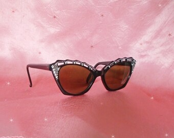 Black Cateye Sunglasses are True 50s Vintage Cat Style Sun Glasses with Rhinestones, Cat Eye Sunglasses, Black Sunnies with Glasses Case