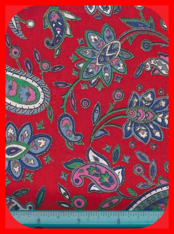 Vintage Fabric Holiday Red Floral Paisley Print 52 in Wide 1