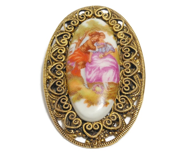 FREE SHIPPING Transferware brooch pendant, hand painted couple idyllic setting, ceramic cabochon, gold ornate frame with hearts, gold plated
