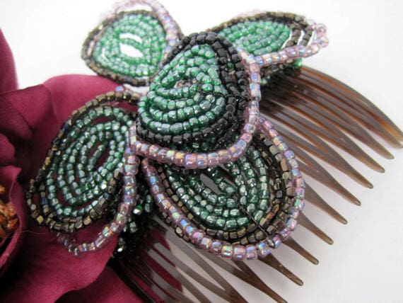 Green Glass Bead Hair Comb - Hair Ornament - Glass Seed Bead Flowers - Tortoiseshell Comb