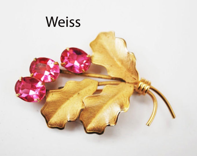 Rhinestone flower Brooch - Signed Weiss - Pink rhinestone - Brushed gold tone - mid century floral pin