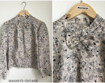 Vintage 1940s Top - 40s Silk Novelty Print Blouse - Bow Neck Blouse - UK 8/10/12 - Small / Medium -
