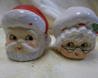 25% OFF!!! Vintage Santa Bell, Mr and Mrs Claus Salt and Pepper Shakers and Santa with Violin, T