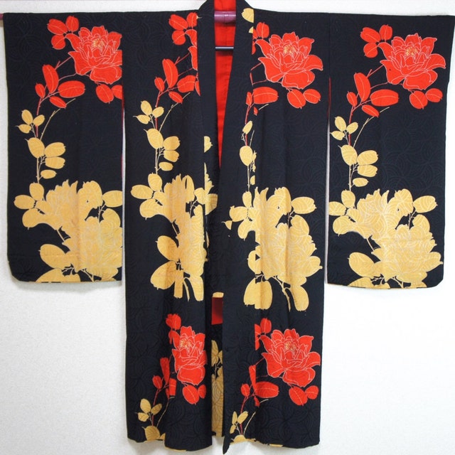 Japan to the world Vintage kimonos & Harajuku fashion by SalzTokyo