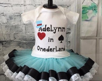 Onederland birthday outfit, Onederland tutu, Wonderland birthday outfit, Wonderland tutu, Onederland outfit, Alice in Wonderland outfit