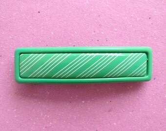 VINTAGE green with white stripes hair clip / Fermaglio per capelli vintage nuovo, verde e a righe bianche