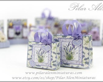 Shopping bags for dollhouse, 12th scale. One inch dollhouse. Lavender love.