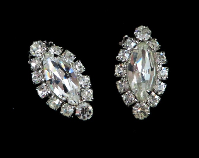 Weiss Oval Rhinestone Earrings, Vintage Clear Rhinestone Clip-on Earrings, Bridal Jewelry