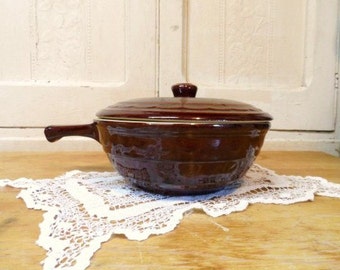 MARCREST Daisy & Dot Covered Casserole Dish-Ovenproof-Serving Bowl-USA Art Pottery-Brown Stoneware-Country Decor-Orphaned Treasure-102616C