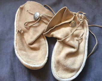 Vintage Leather Moccasins - W9