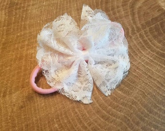 Newborn baby headband. Lace hair bow. Newborn lace bow. Pink bow. Lace. Pink headband