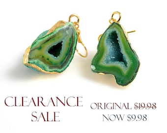 SALE! Green Geode Druzy Earrings for SALE, Emerald Green Druzy Earrings / Pendants - 1 pair/ order