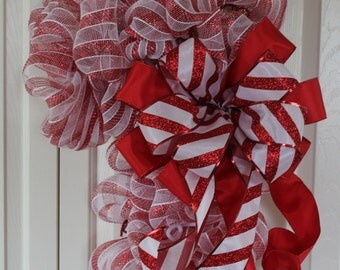 Ready to Ship-Deco Mesh candy cane wreath. Candy Cane Christmas Decor. Candy Cane Christmas door hanging. Double door Holiday decor. Cand