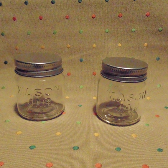 24 Mini Mason Jars with Metal Lids by TownandBeach on Etsy