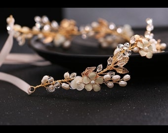 Bridal hair vine Wedding hair accessories Bridal hair piece Freshwater pearls Wedding unique hair piece Wedding hair piece crystals