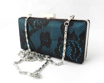 Pochette minaudière en dentelle. Sac pochette. Sac de soirée.