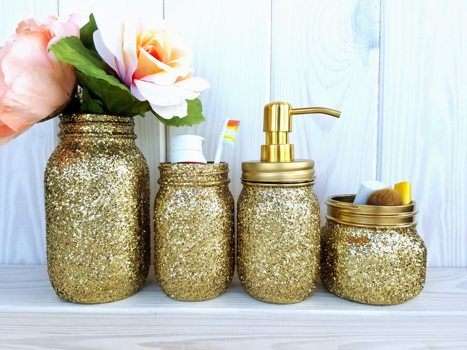 Gold glitter bathroom set. One pint jar soap dispenser and two