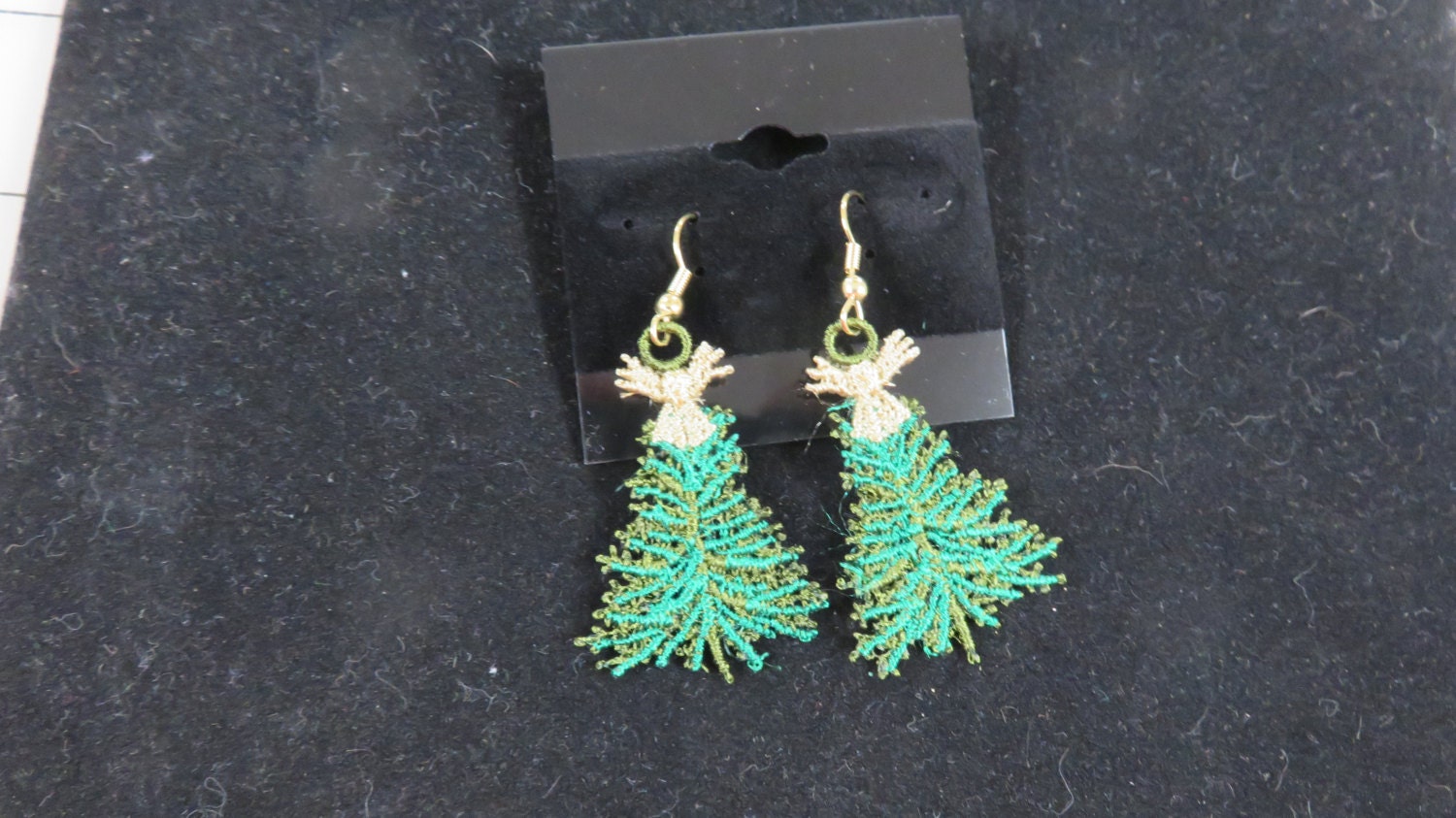 Christmas Tree Pierced Earrings Free Standing Lace by EZStitches