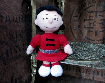 lucy doll peanuts