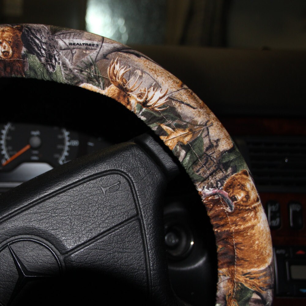 Camouflage Hunter Steering wheel cover / Dear and Bear Wheel